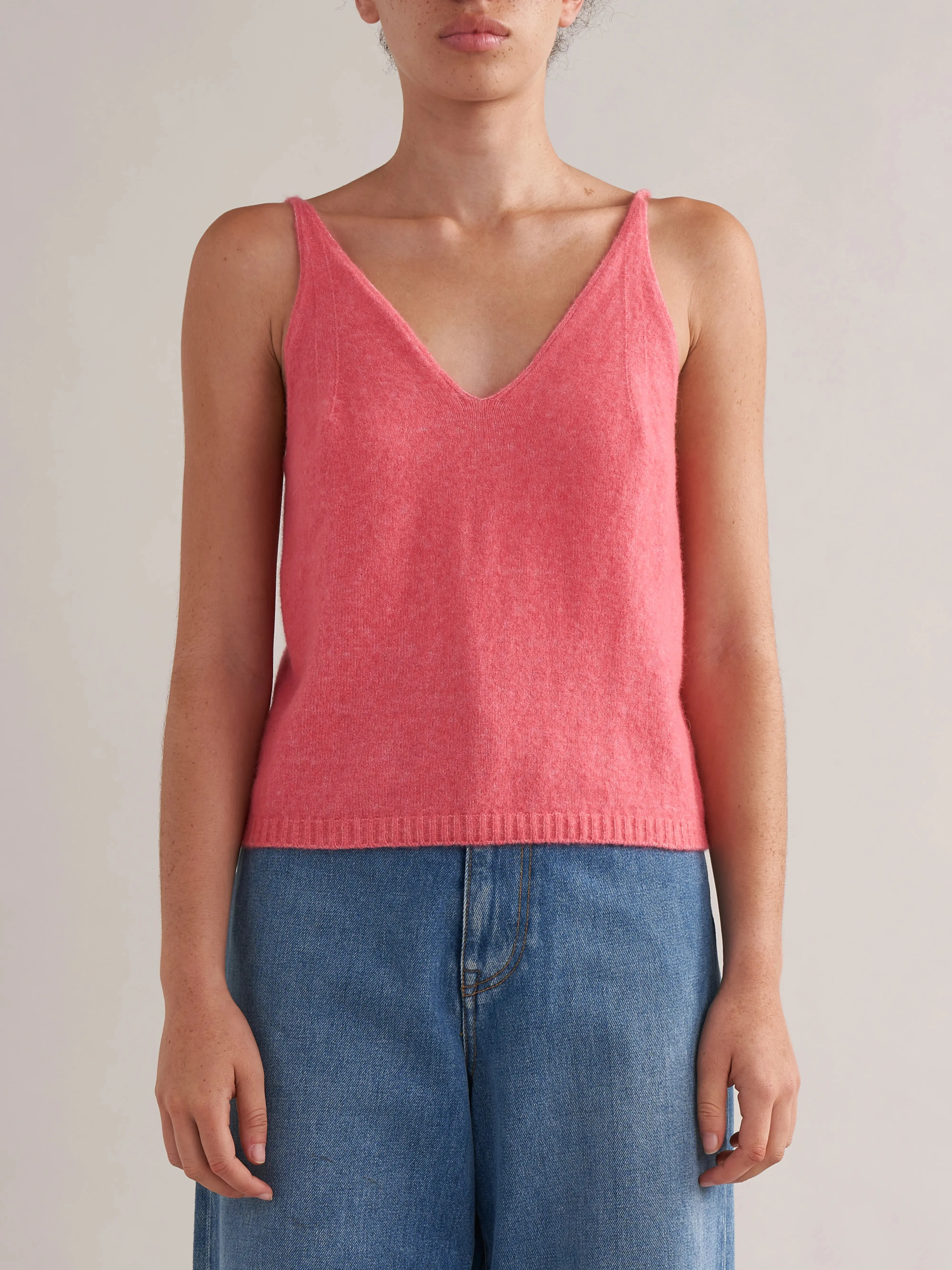 Daude  Knitted Top (232 / W / BUVARD)
